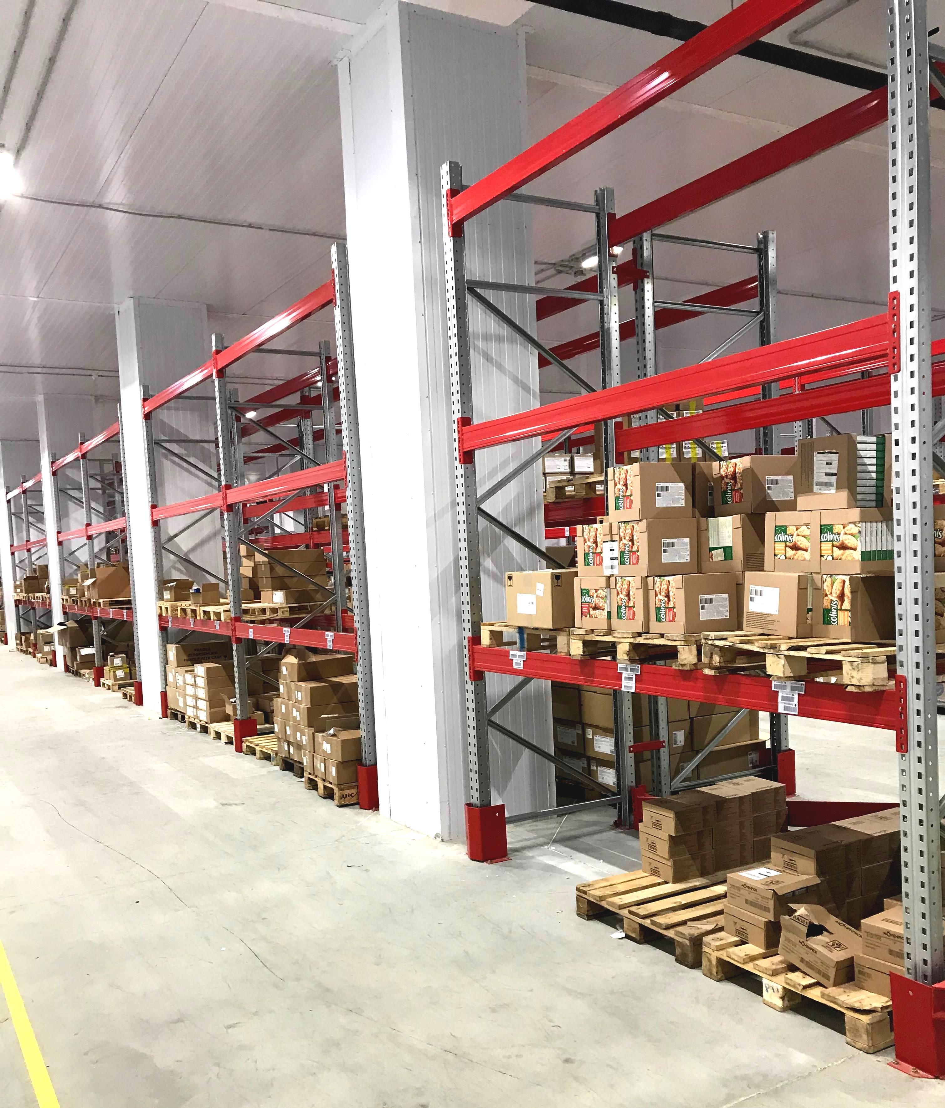 Монтаж потолочных сэндвич-панелей Мультитемпературный складской комплекс Москва