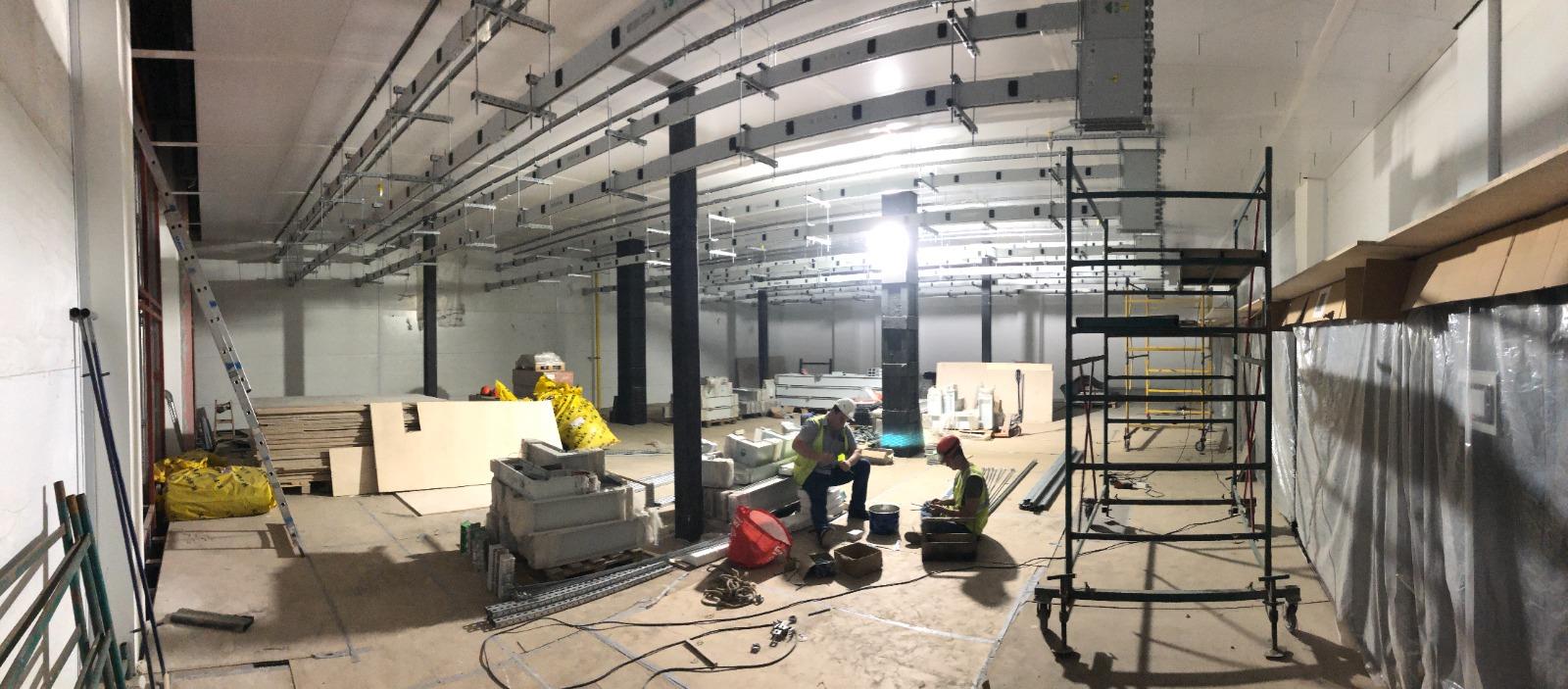 Потолок в центре обработки данных фск